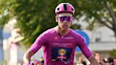 Espectacular sprint y 'hat-trick' de Jonathan Milan en el Giro de Italia