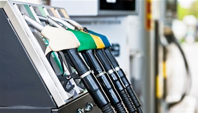 CN to Lower Gasoline, Diesel Prices by RMB305/ RMB290 per Ton, Starting Tdy Midnight