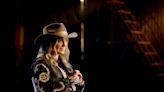 Lainey Wilson’s Journey From Struggling Artist to Country Star Explored in ‘Bell Bottom Country’ Trailer