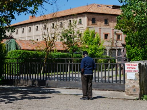 Rebel Spanish nuns declare schism with Vatican over property deal