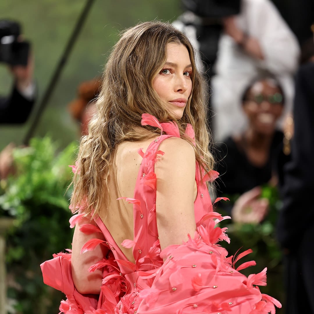 You’ll Love Jessica Biel’s Behind-the-Scenes Glimpse at Met Gala 2024 Look - E! Online