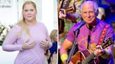 Amy Schumer pulled a racy prank at Jimmy Buffett’s memorial