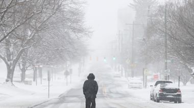 Is winter making you sad? What to know about seasonal depression symptoms, treatment, more
