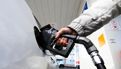 Gas prices fall, with drops across B.C. and Atlantic Canada