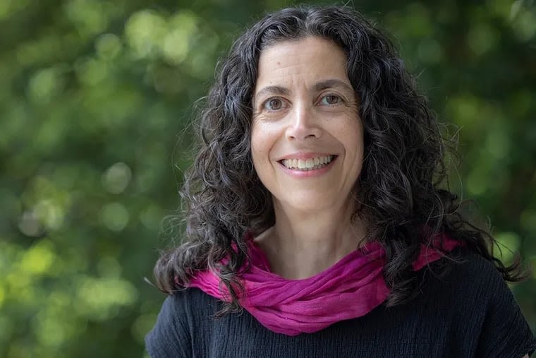 Elizabeth A. Vallen, biology professor, researcher, and former department chair at Swarthmore, has died at 59