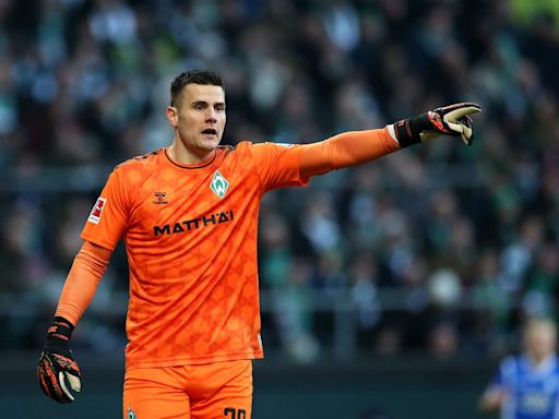 Marseille open talks with Werder Bremen for goalkeeper Michael Zetterer