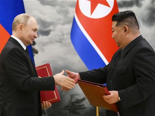 北韓、俄羅斯簽「共同防禦條款」！普丁送金正恩豪華轎車