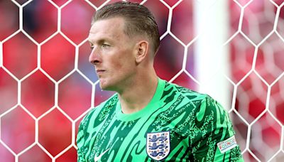 Gary Lineker reveals why Jordan Pickford must DITCH his 'cheat sheet'