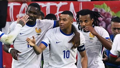 Estrellas de la selección de Francia celebraron la derrota de la ultraderecha en las elecciones legislativas