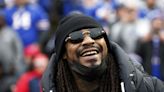 Así fue la detención de ex estrella de la NFL Marshawn Lynch, al parecer alcoholizado