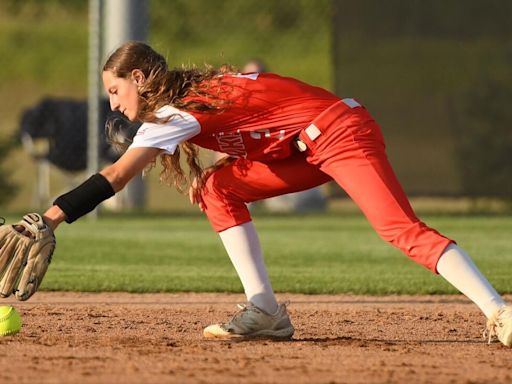 5 area Iowa high school softball regional games to watch Saturday