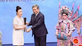 Liza Wang honoured with Lifetime Achievement award
