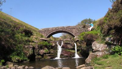 The scenic Peak District walk waterfalls flow and three counties meet