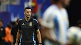 Las críticas de Lionel Scaloni y Dibu Martínez al estado del césped en la victoria de Argentina ante Canadá: “La cancha era un desastre”