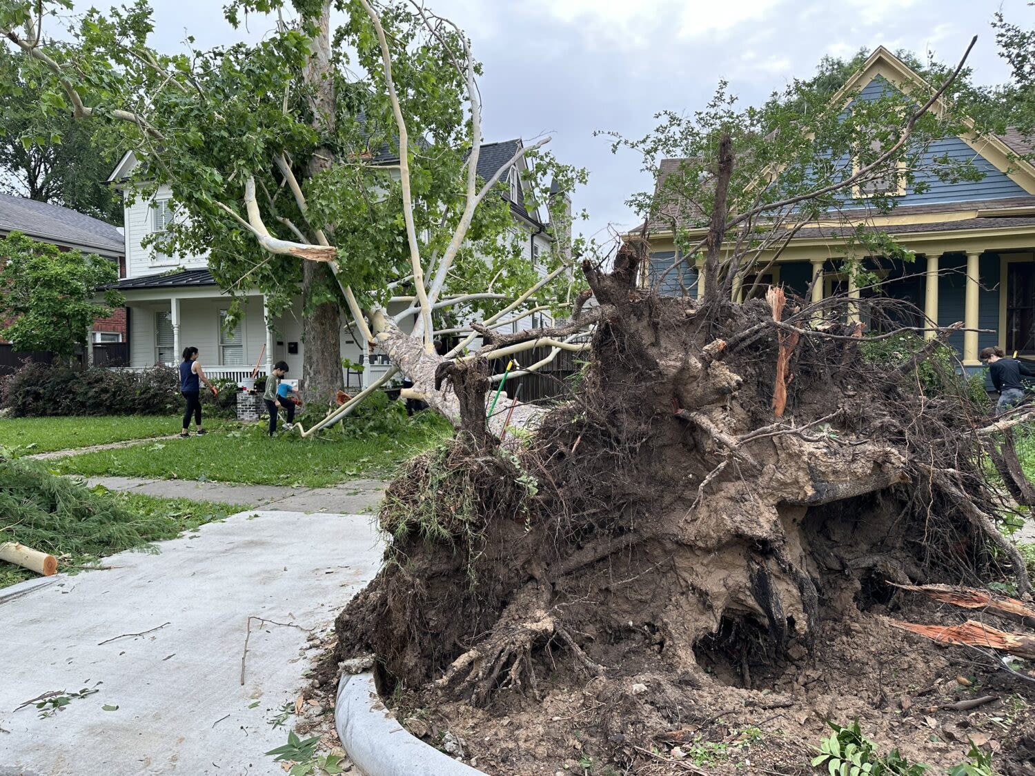 Houston-area residents share accounts of fast-developing severe storms | Houston Public Media