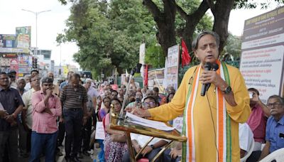 Centre should consider demands of retired bank employees: Tharoor