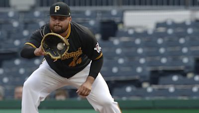 Pirates prove they are not remotely serious with Rowdy Tellez decision