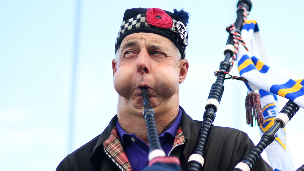 High school seniors hire bagpiper to follow principal around while performing