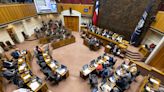 El Congreso chileno aprueba la ley para rescatar a las isapres, el sistema de salud privado