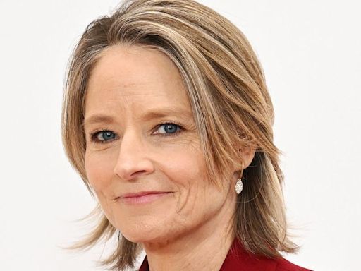 Jodie Foster: There’s 1 Word Gen Z Has An Easier Time Saying Than Other Generations