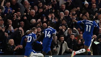 Chelsea despedazó al Everton por 6-0 y sueña con lograr cupo en torneo internacional