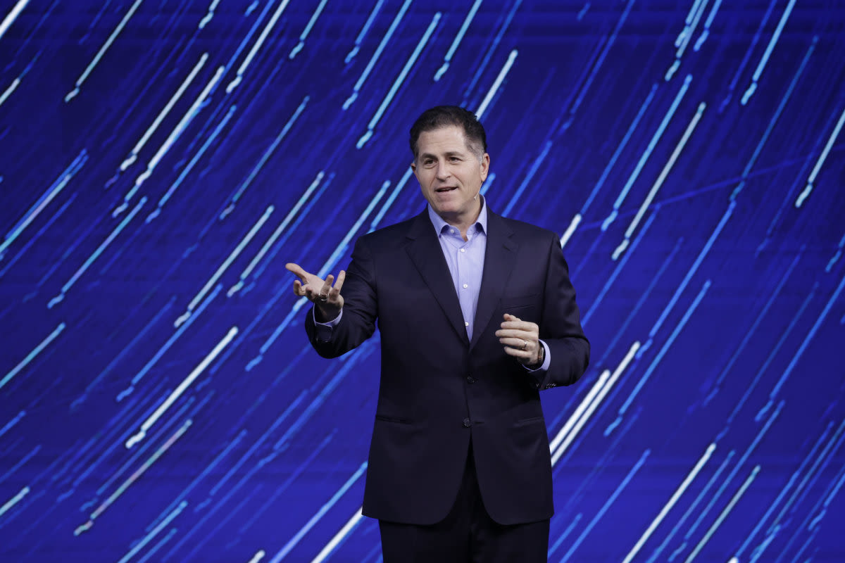 Analysts revisits Dell, Super Micro stock price targets on AI capabilities