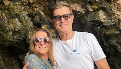 Gabriel Corrado disfruta de unas vacaciones soñadas junto a su esposa en Italia