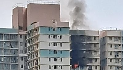 天恩邨單位起火 消防灌救30人疏散