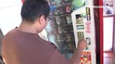 販賣機出現分級制度？這排飲料「國中生勿選購」網傻眼 原因曝光