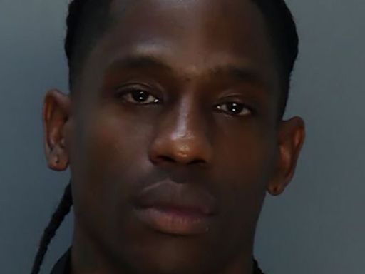 El rapero Travis Scott fue arrestado por intoxicación y alteración del orden público