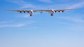 Watch the world's biggest plane take off into the sky, as the Stratolaunch Roc successfully completes its first drop test