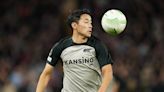 Southampton sign Japan defender Yukinari Sugawara from AZ Alkmaar