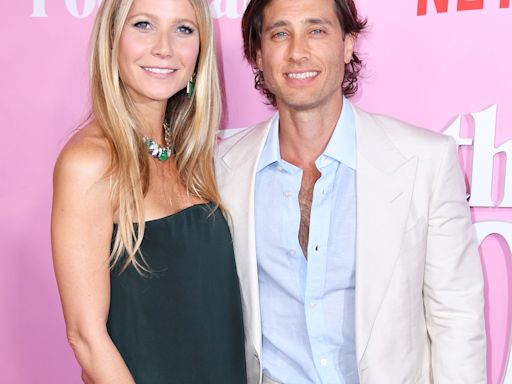 Gwyneth Paltrow Celebrates 6th Wedding Anniversary to Brad Falchuk With PDA Photo - E! Online