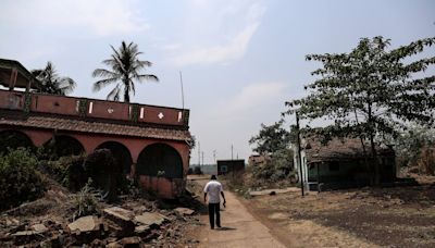 Suelos contaminados, agua tóxica y paredes con grietas en el cinturón del carbón de la India