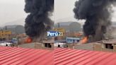 Ate: Reportan incendio en un taller de buses interprovinciales (EN VIVO)