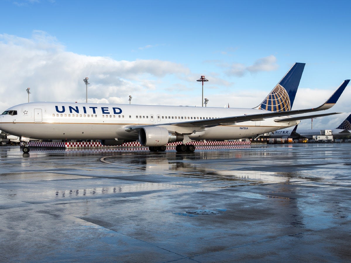 United Airlines flight diverted due to ‘biohazard’ – with crew vomiting and passengers requesting masks