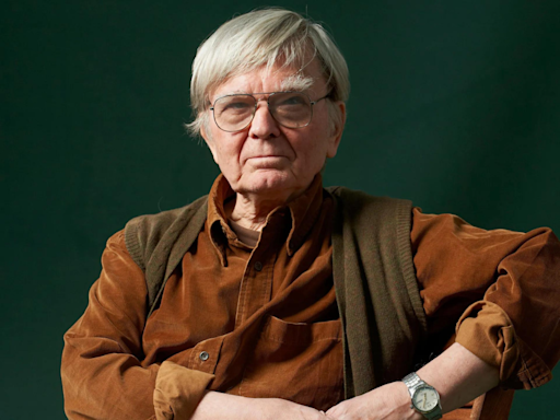 Robert Coover, Trailblazing Author and Educator, Passes Away at 92