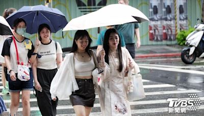 悶熱下雨涼爽？日專家曝「雨季中暑」風險高：恐無意識脫水