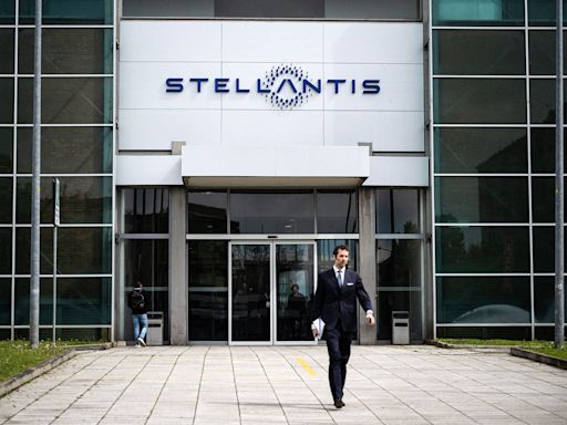 Stellantis to offer broad buyouts to U.S. salaried workers, warns of possible layoffs