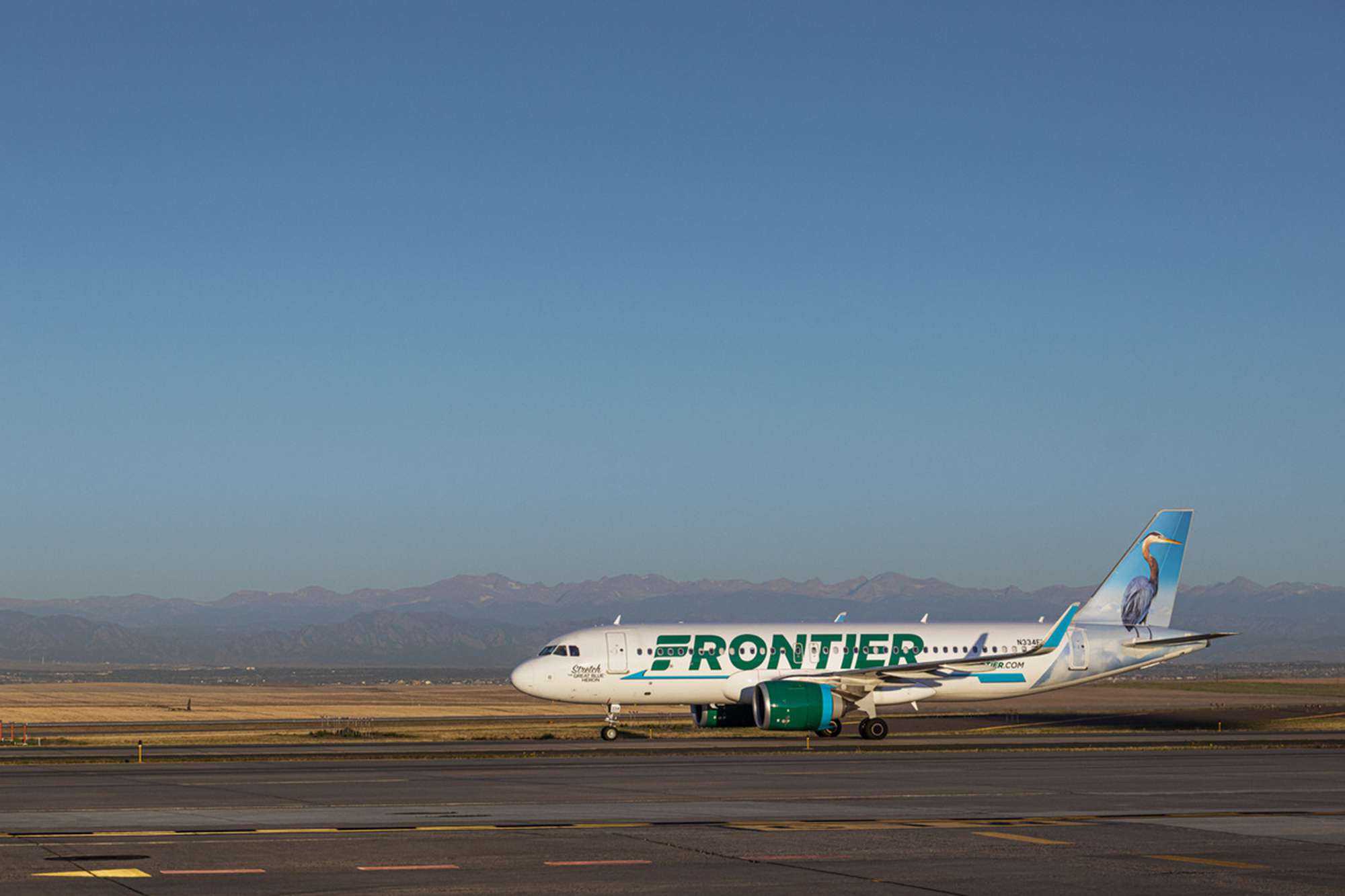This Major Frontier Sale Has 75% Off Flights Right Now — When to Book