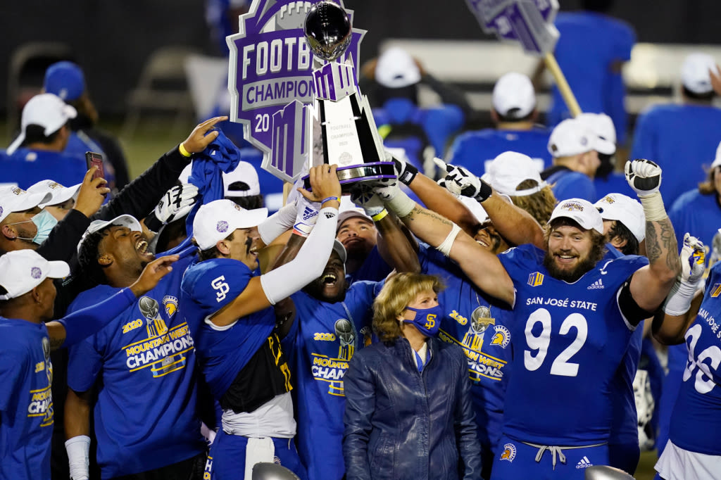 Mountain West commish Gloria Nevarez on improved CFP access, state of the conference, March Madness expansion and more