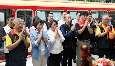 嘉義市長黃敏惠與神同行 搭火車為林鐵通車祈安 | 蕃新聞