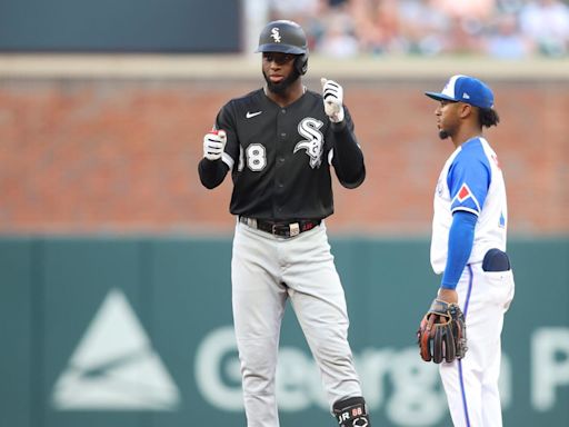 Luis Robert Trade? Atlanta Braves 'In Communication' with Chicago White Sox