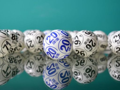 If You Win The Lottery, Here's What Suze Orman Suggests You Do: Take The Cash Or Lifetime Annuity?