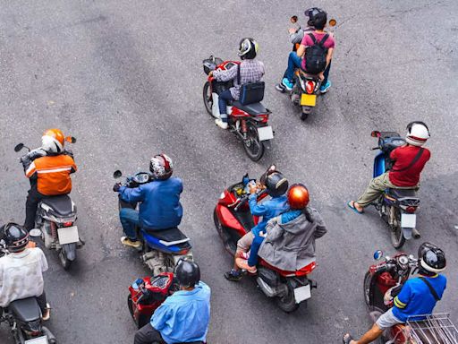 “They took away my only source of livelihood” — As police impound bike taxis in Bengaluru, captains cry in despair | Business Insider India