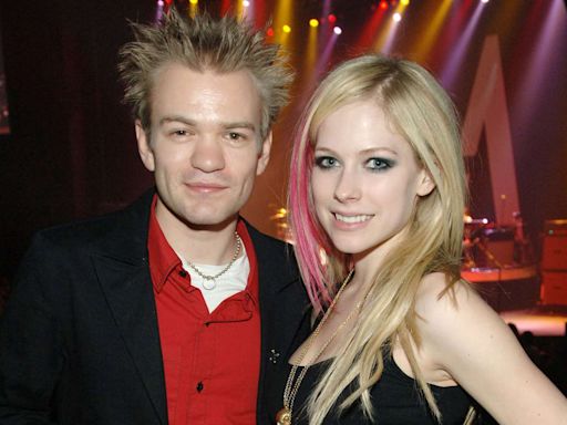 Deryck Whibley Joins Ex-Wife Avril Lavigne Onstage in Las Vegas for Sum 41's 'In Too Deep'