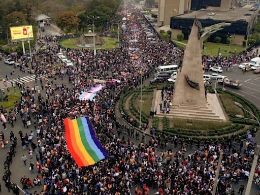 Gobierno de Perú sale a dar aclaraciones tras calificar el "transexualismo" como una enfermedad en una norma criticada por colectivos LGBTQ