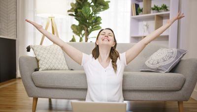 Forget Buying Happiness: 7 Ways Happiness Will Earn You Money Instead