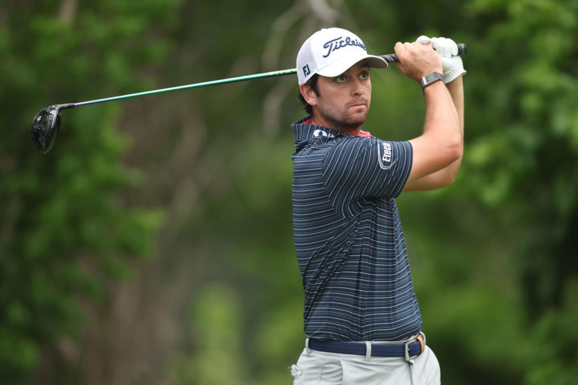 Davis Riley takes the lead in Charles Schwab