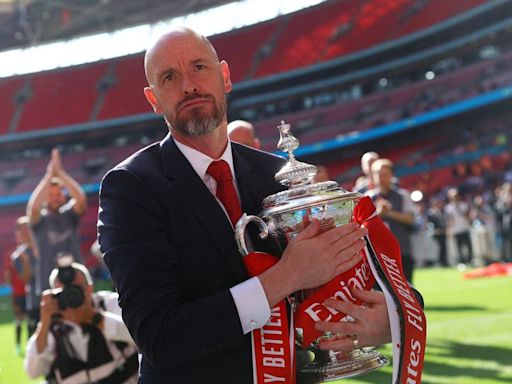 Manchester United amplía el contrato de Ten Hag hasta 2026